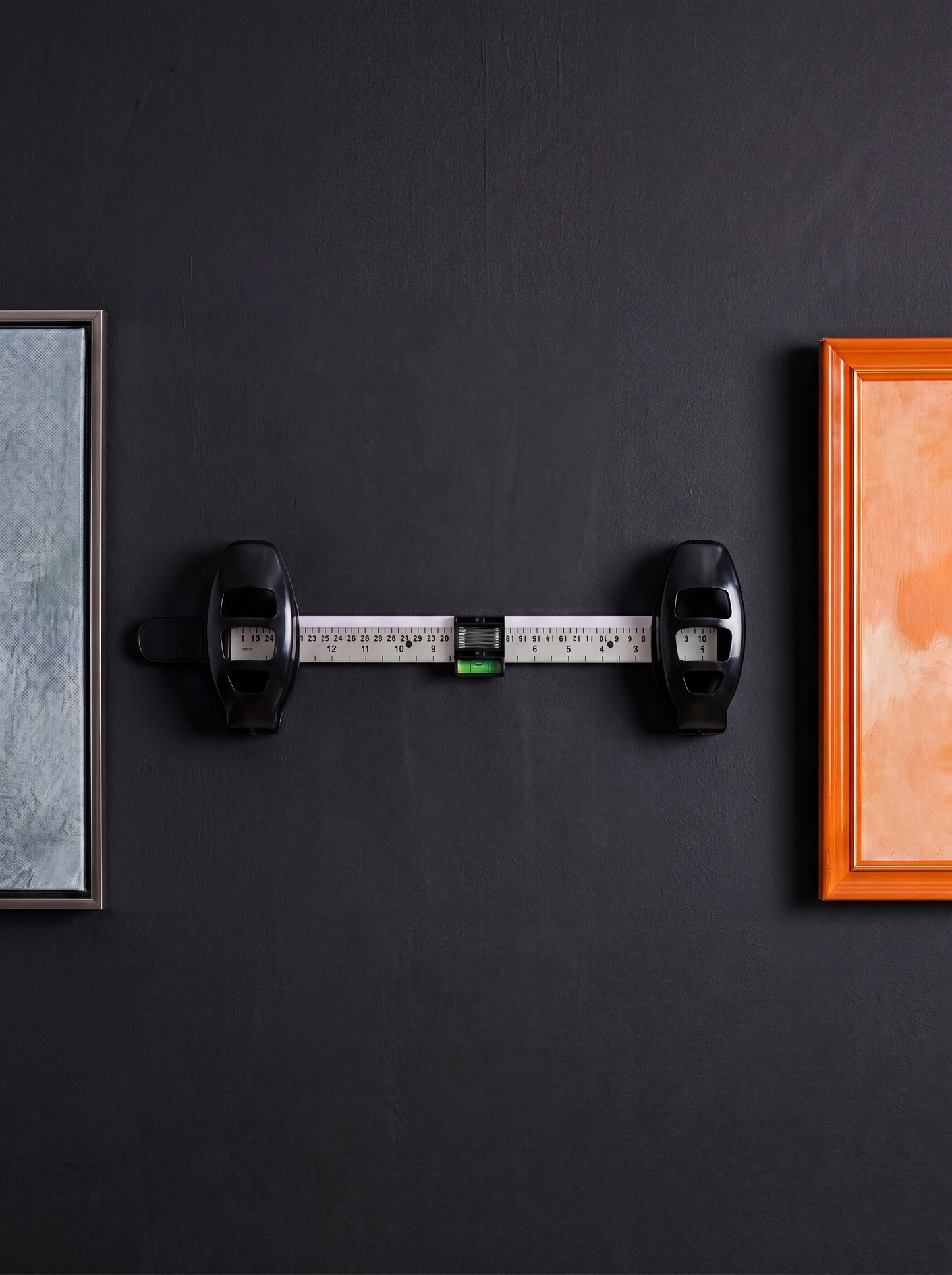 Hangnetic™ Hanging Tool